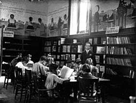 La creación de la Secretaría de Educación Pública tuvo como propósitos fundamentales la federalización de la educación