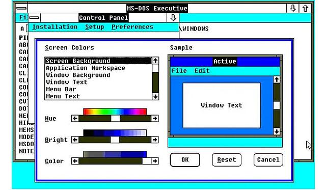 El primer panel de control
