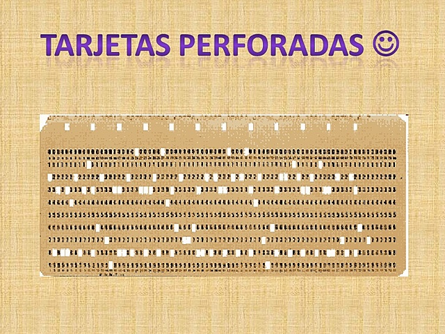 LA PRIMERA TARJETA PERFORADA