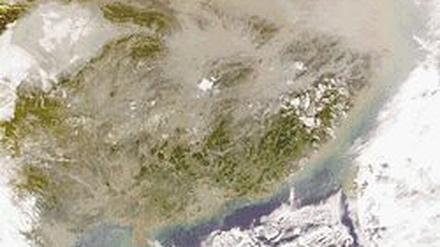 Nube Marrón de Asia