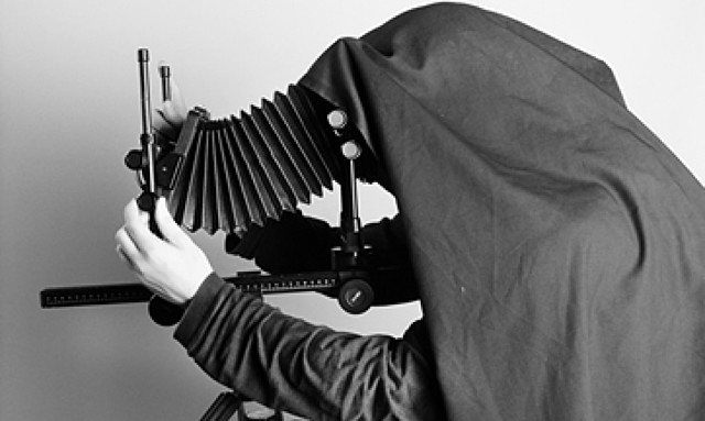 Nièpce obtiene la primera imagen fotográfica