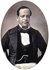 La educación publica y a distancia en México.