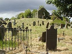 I like old graveyards