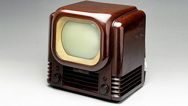 Se inventa la televisión