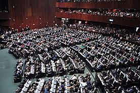 Reunión de la Comisión de Puntos constitucionales del Senado de la República,