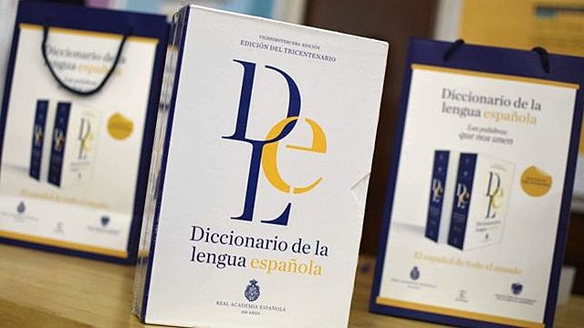 DICCIONARIO DE LA REAL ACADEMIA ESPAÑOLA