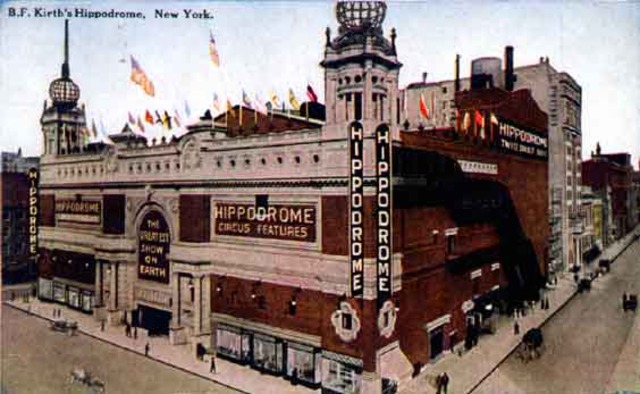 New York Hippodrome Closes