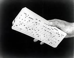 Almacenamiento en tarjetas perforadas