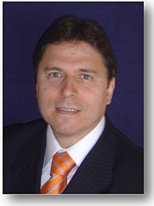 Escuela humanística/ Henry Ospina Jiménez.