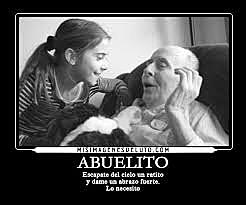 Mi abuelo paterno falleció, fue muy doloroso por que lo encontré en un camino muy inclinado con mucha piedra, el cual duro 2 días en ese sitio.