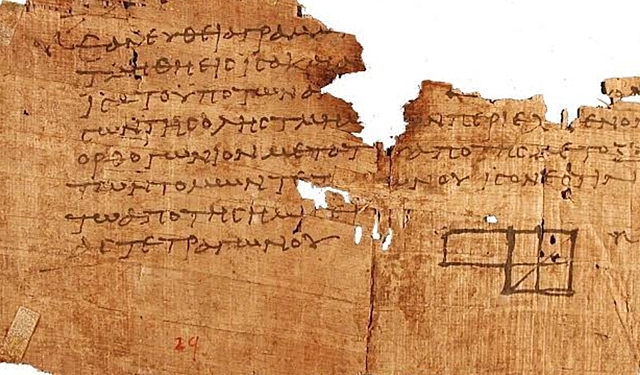 Egipcio utiliza un soporte manejable para la escritura. El papiro