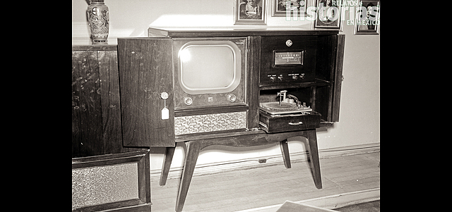 Educación a distancia vía televisiva