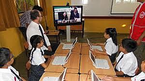 Servicio de televisión educativa en línea