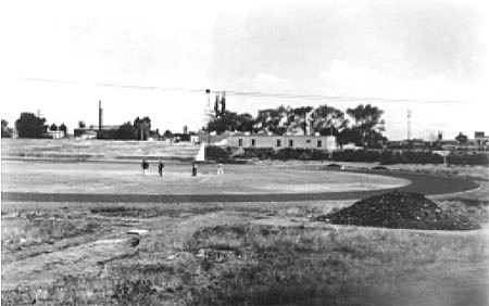 Comienza la construcción del estadio de americano "Camino Díaz" en el casco de santo tomas.