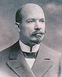 Oscar Amoedo, medico de origen cubano, publica su investigación El Arte Dental De La Odontología Forense, es considerado el padre de la odontología forense.