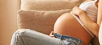 Nace Baby M (la polémica ético-legal sobre la maternidad de sustitución.)