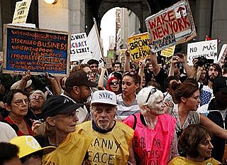 Surgió el movimiento OCCUPY y hackeo de la plataforma SONY