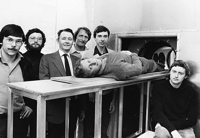 Primer prototipo de tomógrafo por RM en el Hospital