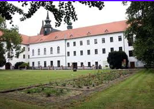 Entró en el Monasterio Agustino