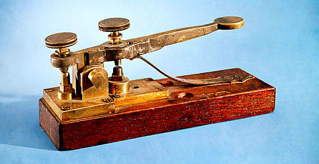 Criação do Telégrafo por Samuel Morse