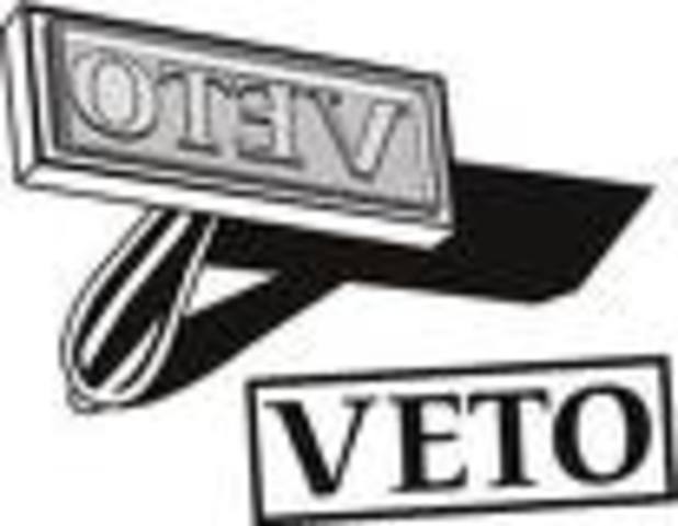 Jackson vetoes the renewal of the 2nd B.U.S.