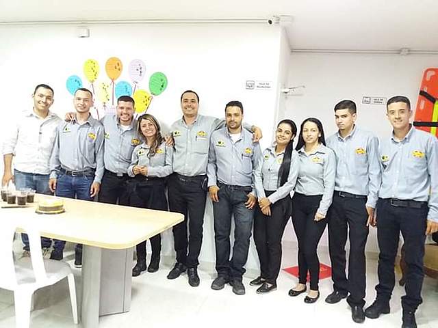 MIS PRIMEROS PASOS EN LA VIDA LABORAL