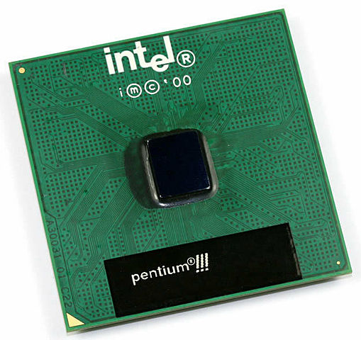 Intel Pentium III (1999)