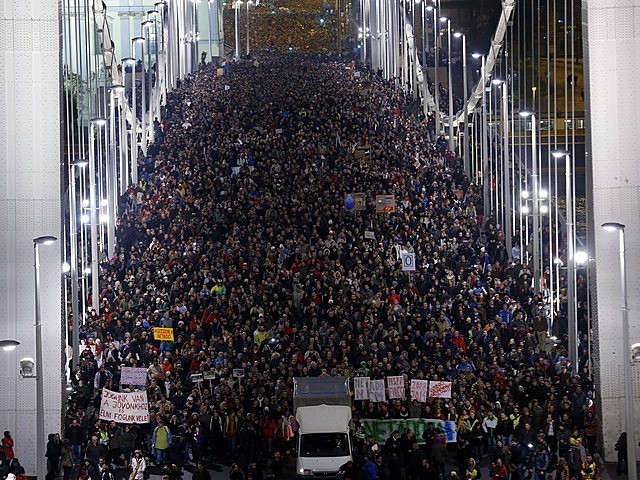 Nuevo impuesto por Gobierno de Hungría