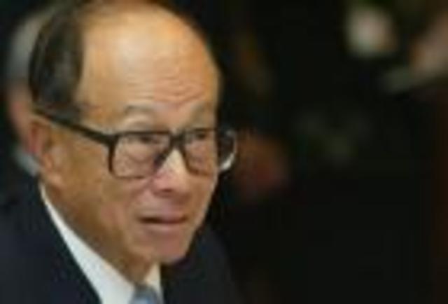 李嘉誠拍日出康城心曠神怡 引起迴響