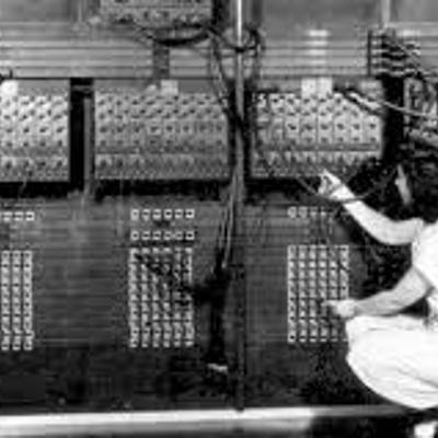 Timeline: HISTORIA DE LA COMPUTADORA
