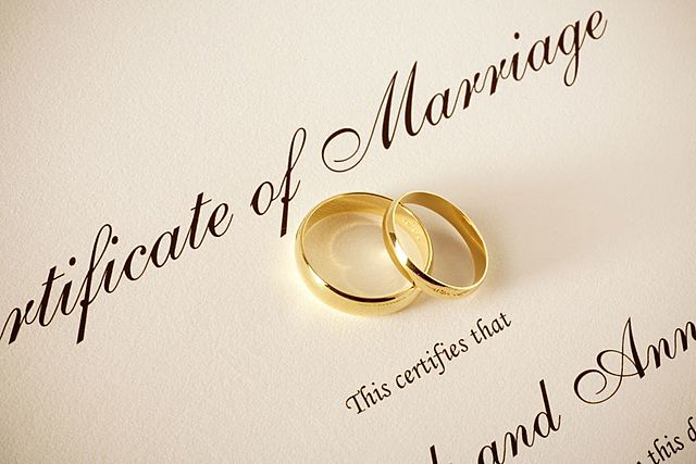 Dietrich gets engaged to Maria von Wedemeyer