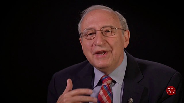 Ben Shneiderman publicó Software Psychology