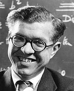 Fred hoyle (Teoria de la nucleosintesis estelar)