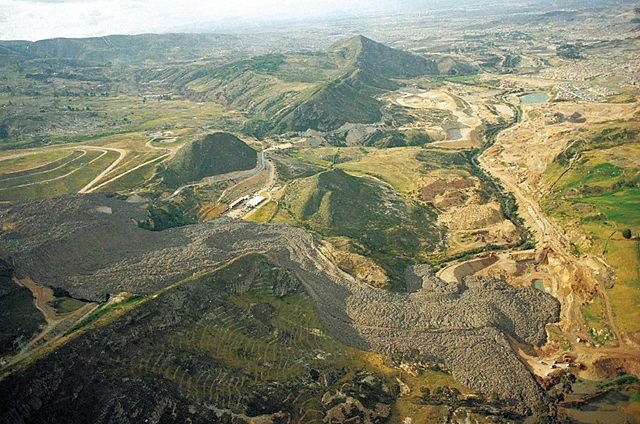 derrumbe relleno doña juana