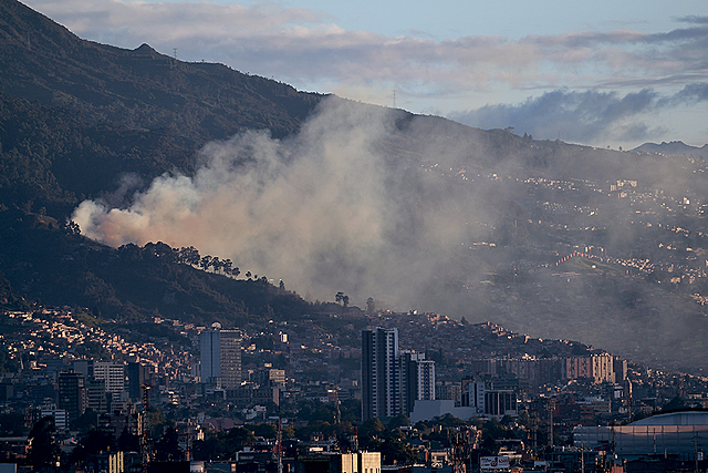 incendio forestal cerros de usaquen