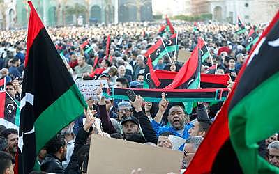 Las RS como instrumento complementario para acompañar una revolución.