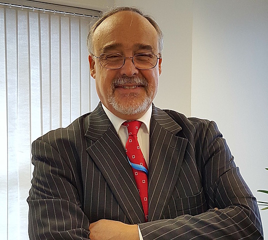 Clovis Baptista su misión es facilitar y promover el desarrollo de integrar y sostenible de las comunicaciones en las Américas. “eEurope