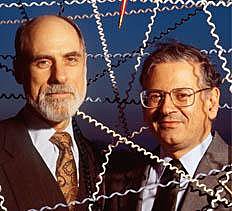 Vinton Cerf and Bob Kahn publican “A Protocol for Packet Network Intercommunication”