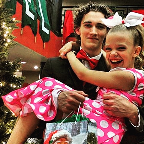 my first show choir performance