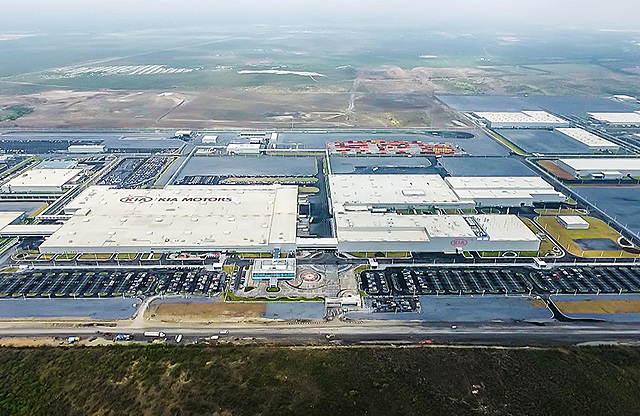 Kia abre oficialmente la planta de producción en México