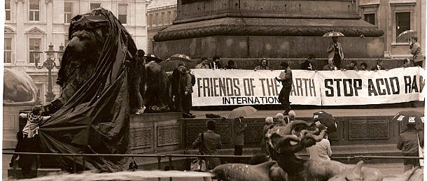 Creación del grupo "Friends of the Earth"