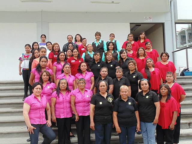 BUSCANDO EL SUEÑO DE SEGUIR ESTUDIANDO