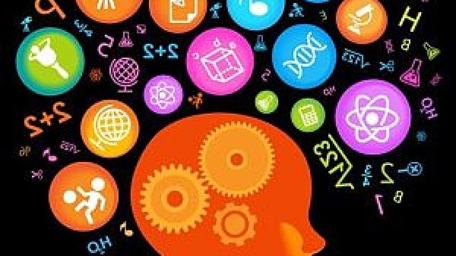 Razonamiento deductivo y representación matemática.