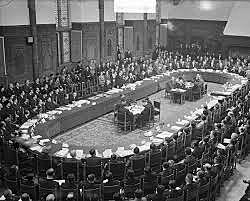 Dampak Negatif Konferensi Meja Bundar