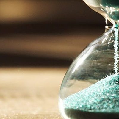 Timeline: Desarrollo de la sociedad y su crecimiento económico