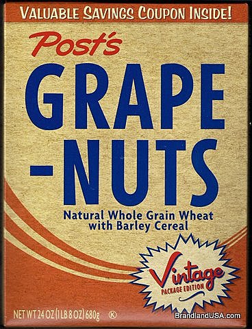 Se imparte el primer curso universitario sobre la comercialización en Alemania, C.W. Post fabricante del cereal ¨Grape Nuts¨ crea cupones de rebajas, como promoción en ventas