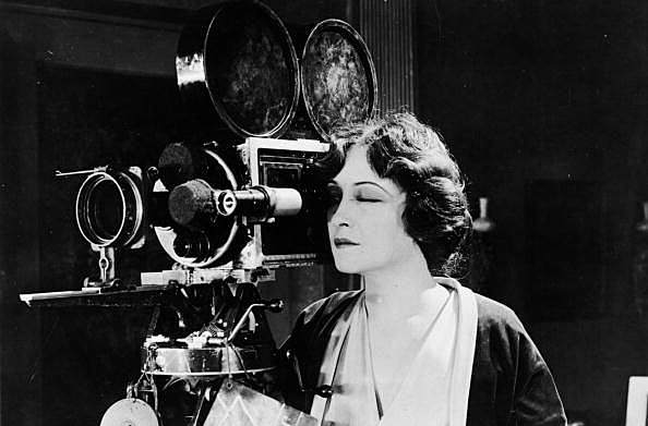 Se implantó la televisión en el Perú