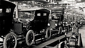 Surge la Segunda Revolución Industrial