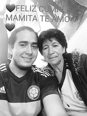 MI TIO. HERMANO ANDRES Y MI ABUELITA EN SU CUMPLEAÑOS