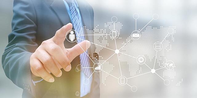 El siglo XXI- los sistemas de información-lejos de los peripatéticos